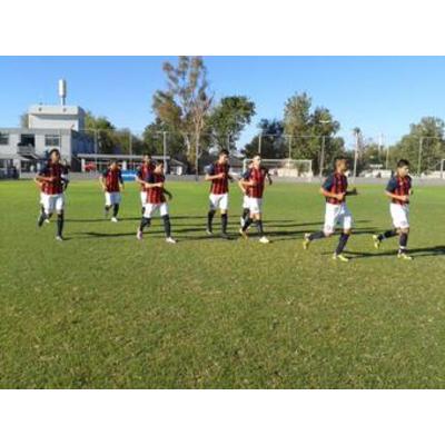 Inferiores: Tres triunfos ante Aldosivi