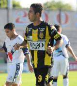 Nahuel Bentez figura en el triunfo de Olimpo