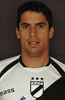 El delantero viene de Uruguay?