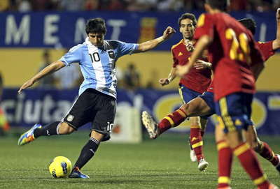 ALAN RUIZ, con la 10 del pipi